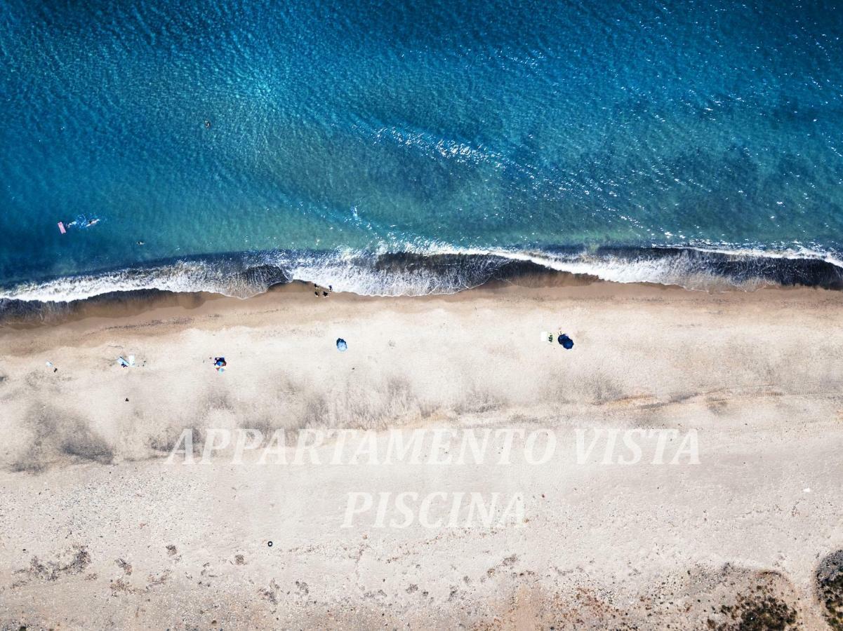 カンポフェリーチェ・ディ・ロッチェッラ Mansarda Con Vista Piscinaヴィラ エクステリア 写真